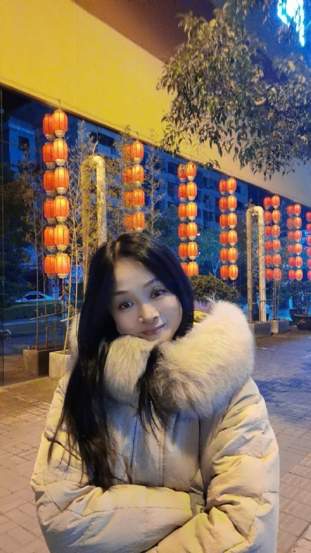 伊伊的第二张照片--淮北闪婚服务中心